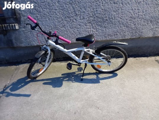 Eladó egy alig használt 20"-os btwin gyermekkerékpár