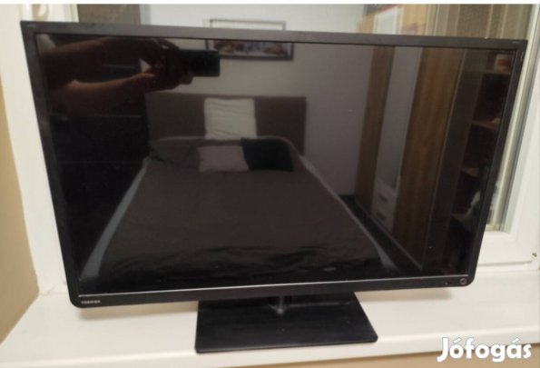 Eladó egy használt, jó állapotú, 32"-os Toshiba LED TV!