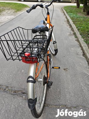 Eladó egy jó állapotban lévő alig használt 28-as Csepel kerékpár. 