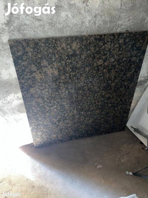 Eladó egy masszívjó állapotú gránit munkalap kedvező áron