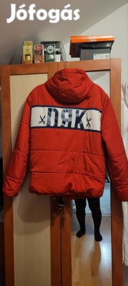 Eladó egy női DRK dzseki piros színű fehér betéttel. 