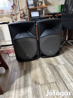 Eladó egy pár Mackie TH-15A aktív hangfal. Beszámítás is lehet!