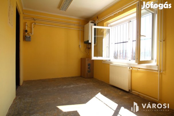 Eladó egy szintes 197 nm-es, összkomfortos családi ház!