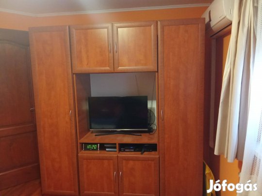 Eladó egy szobai bútor szett