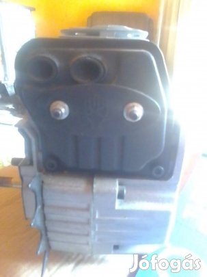 Eladó egy új fűzött kínai blok 