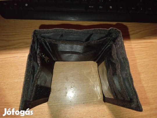 Eladó egy új pénztárca
