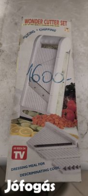 Eladó egy zöldség aprító 