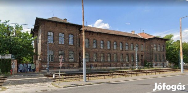 Eladó egykori iskola épület