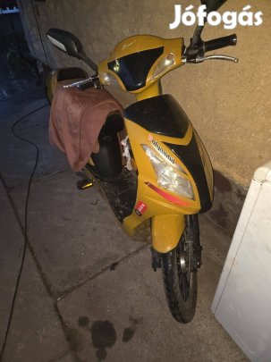 Eladó elektromos robogó