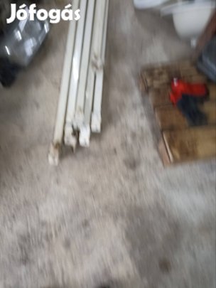 Eladó előtetö vasszerkezete