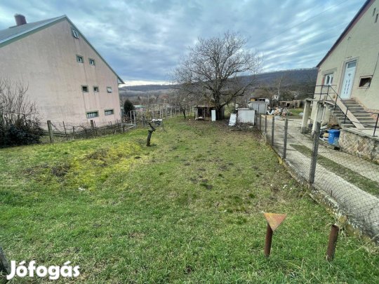 Eladó építési telek Pécs-Somogyban