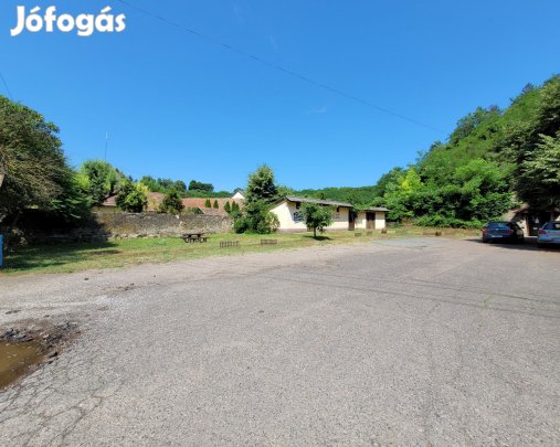 Eladó építési telek, Sirok