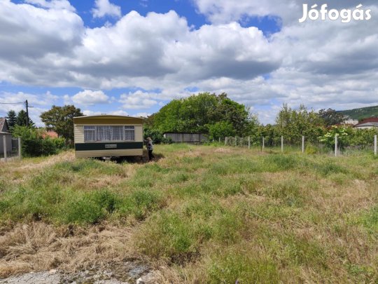 Eladó építési telek, Tatabánya
