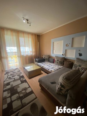 Eladó erkélyes lakás Nyíregyházán Örökösföld kedvelt részén!