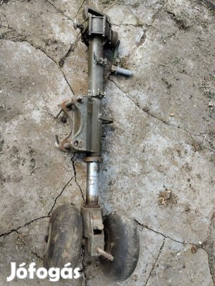 Eladó erős 1,5 T-ás áttételházas fogasléces emelő