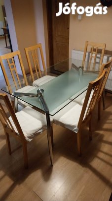 Eladó étkező asztal székekkel