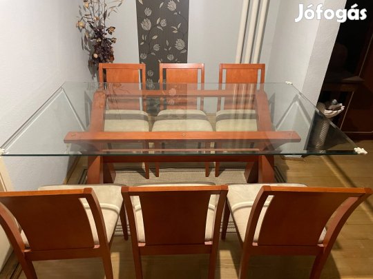 Eladó étkezőasztal