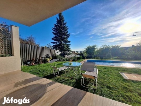 Eladó extra igényes ház, Szada