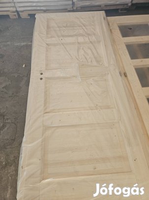 Eladó fa beltéri ajtó 5.4 cm gerébtokkal