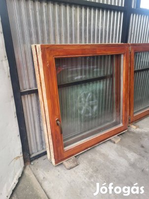 Elado fa bukó-nyiló hőszigetelt ablak