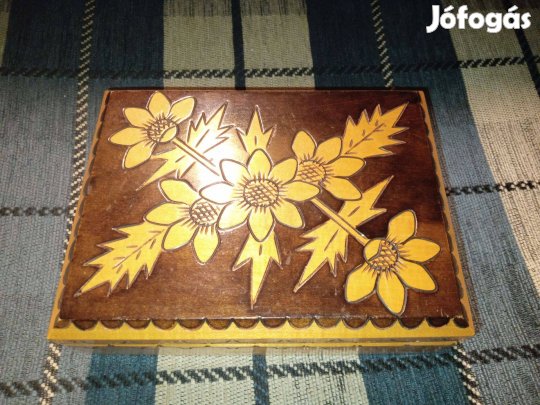 Eladó fa tárolódoboz ékszerkhez és fa tálca