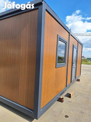 Eladó fa utánzatú lakókonténer fürdőszobával