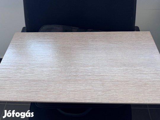 Eladó faicsempe, díszcsempe