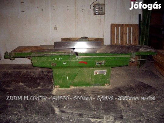 Eladó faipari egyengető gyalu