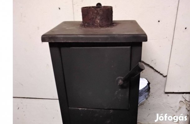 Eladó fatüzelésű kályha