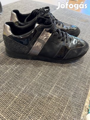 Eladó fekete női geox cipő 