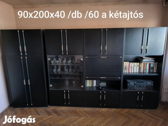 Eladó fekete szekrénysor