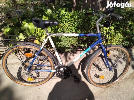 Eladó felnőtt férfi kerékpár