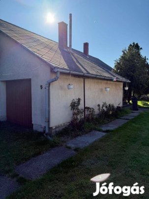 Eladó felújítandó családi ház nagyvkerttel Sárbogárd-Sárszentmiklós
