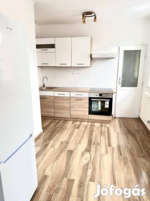 Eladó felújított 57nm lakás, XI. Fehérvári úton