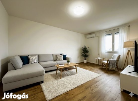 Eladó felújított, 2  szobás lakás PécsUránvárosban