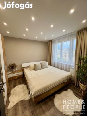 Eladó felújított lakás, Szeged!