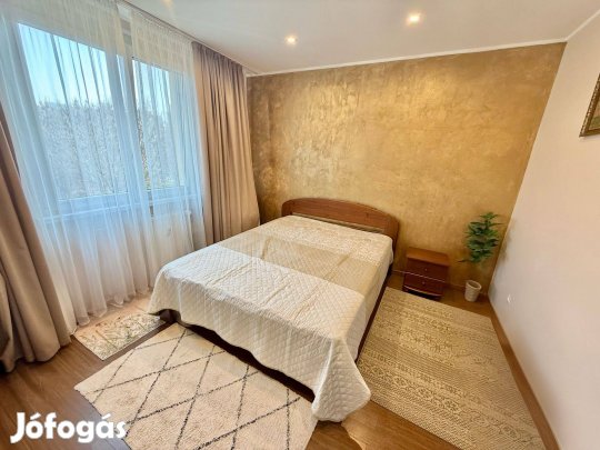 Eladó felújított lakás, Szeged!