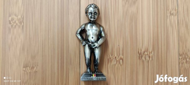 Eladó fém Manneken Pis szobor Kedvező Áron!!!