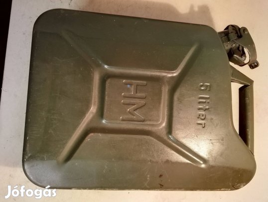 Eladó fém, 5 literes marmonn kanna. (benzines)