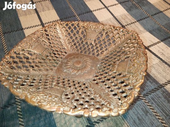 Eladó fém tároló kosár!