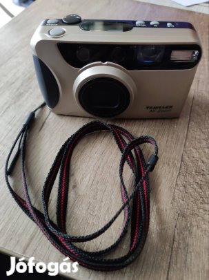 Eladó fényképezőgép.