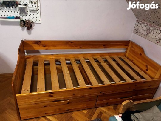 Eladó fenyő ágykeret, 3 fiókos