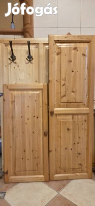 Eladó fenyő előszobafal tükörrel + fenyő ajtók
