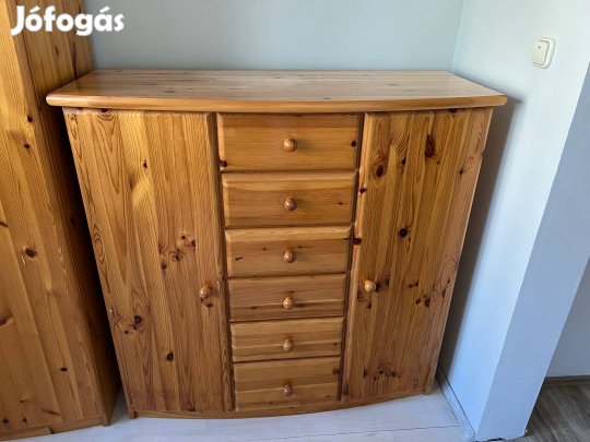 Eladó fenyő komód