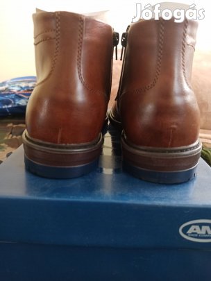 Eladó férfi barna csizma