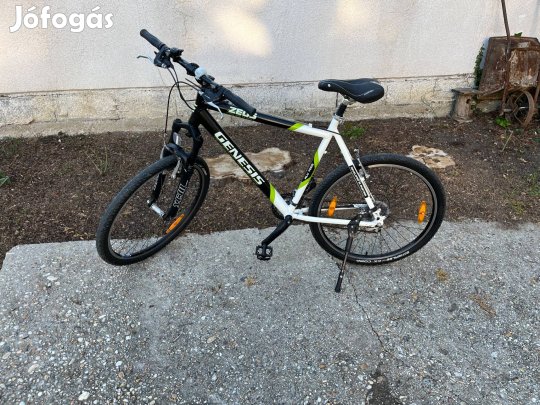 Eladó férfi kerékpár