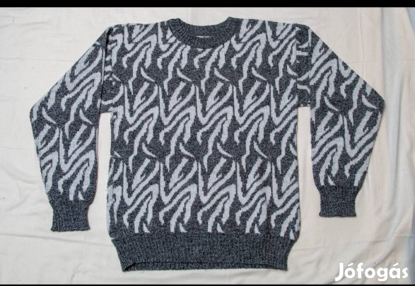 Eladó férfi retro pulóver