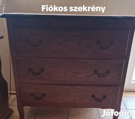 Eladó fiókos koloniál szekrény