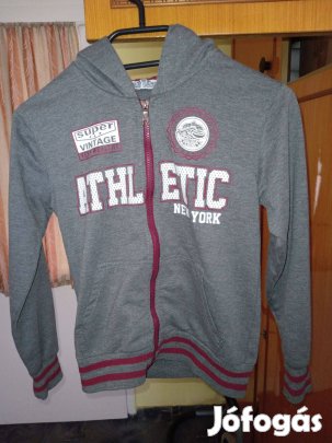 Eladó fiú csuklyás felső 2 db