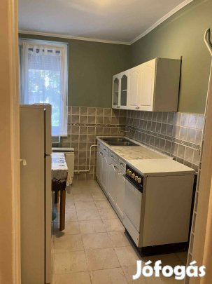 Eladó földszinti lakás Orosházán